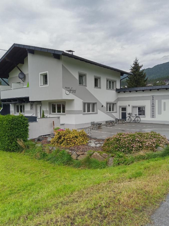 Haus Fini Apartment Langenfeld Luaran gambar