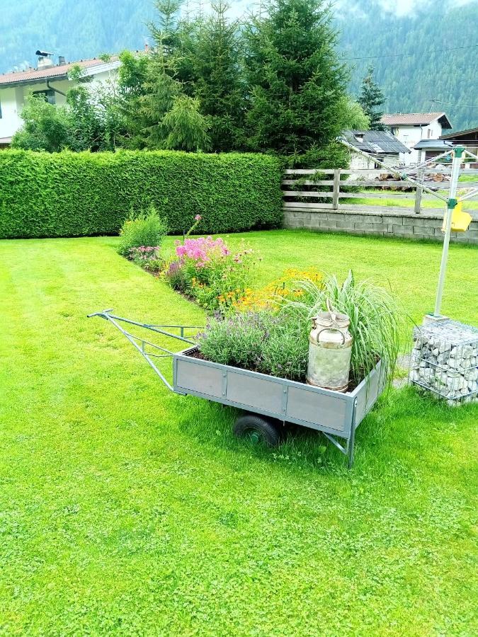 Haus Fini Apartment Langenfeld Luaran gambar
