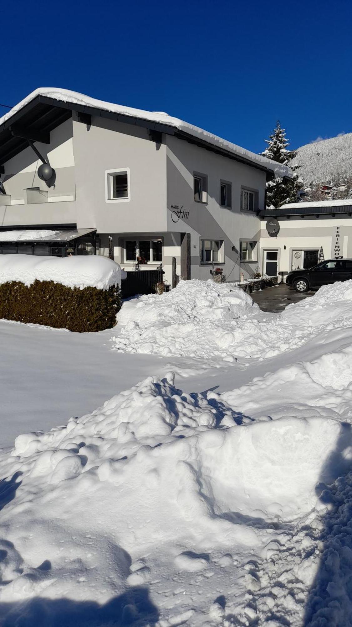 Haus Fini Apartment Langenfeld Luaran gambar