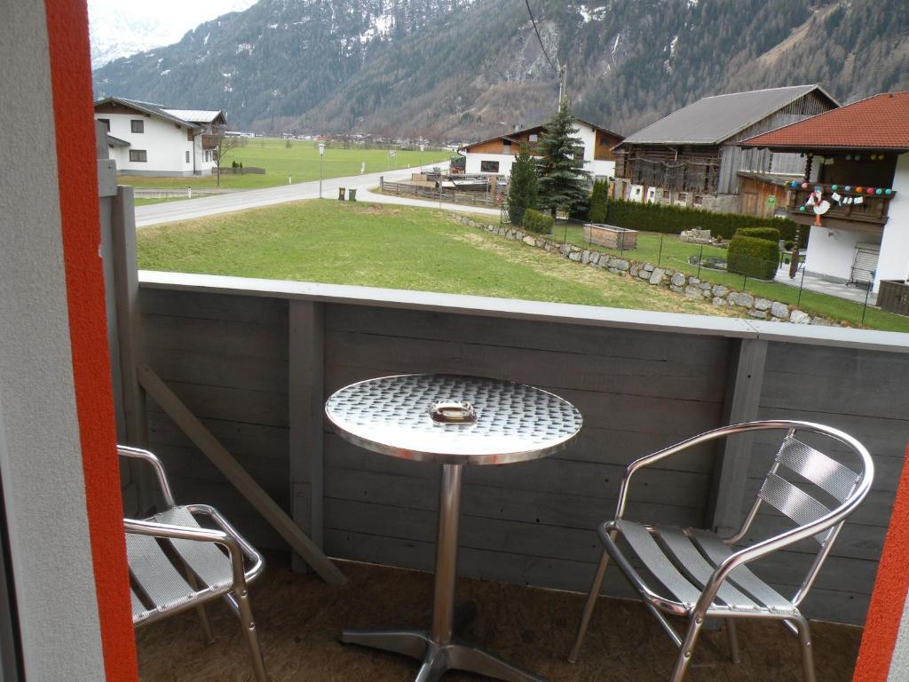 Haus Fini Apartment Langenfeld Luaran gambar